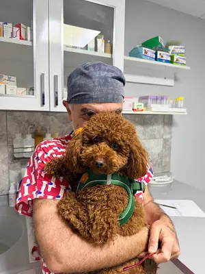 Kuşadası Öz Genç Veteriner Kliniği