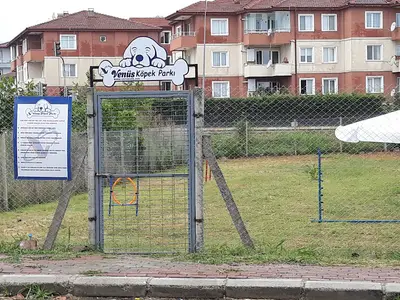 VENÜS KÖPEK PARKI fotoğrafı