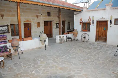 Bir Kedi Villa fotoğrafı