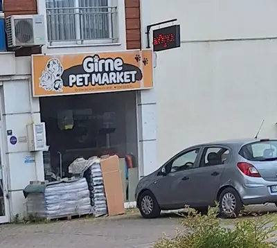 Girne Pet Market