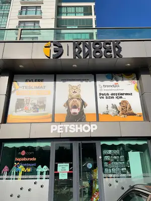 Knock Knock Petshop fotoğrafı